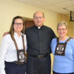 Laywoman makes vows with Carmelite community