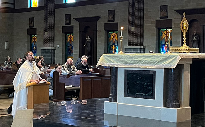 Bishop to lead Holy Hour for Peace and Justice