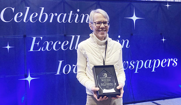Arland-Fye earns Distinguished Service Award